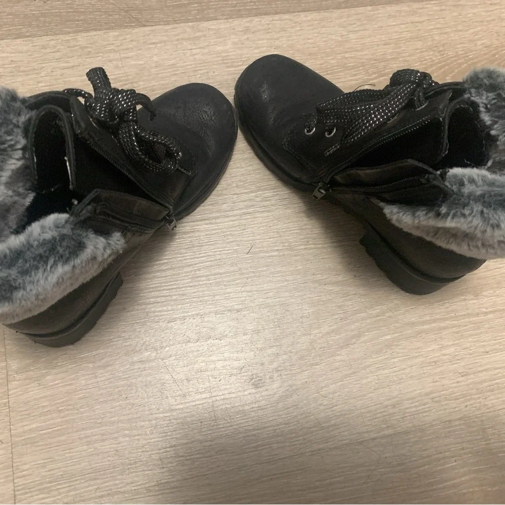 Dolce Vita Girl  Black Fur-Lined Boots